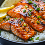 Easy Garlic Salmon Rice Bowl – The Best Garlic Salmon Rice Bowl You'll Ever Try